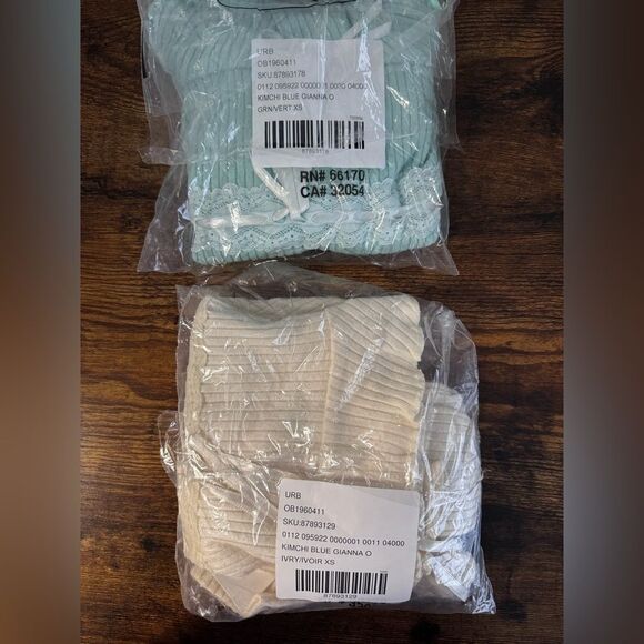 Kimchi Blue Off the Shoulder Top Bundle of 2-Size XS NWT - Picture 14 of 15